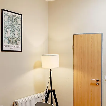 Work & In Apartment Essen